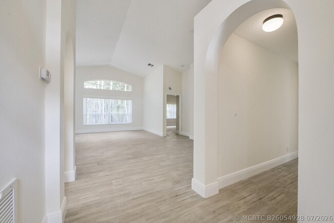 Photo - 172 Jones Creek Dr