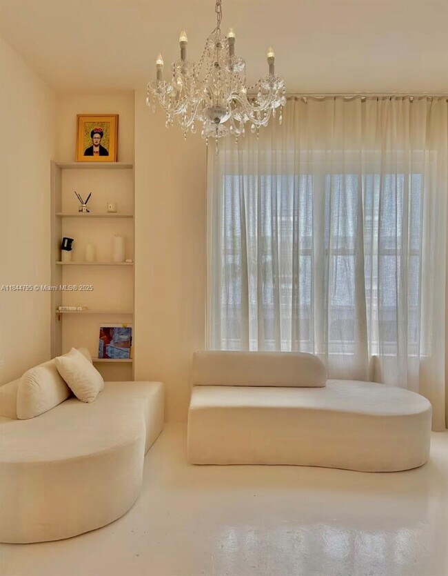 Photo - 100 Collins Ave Unit 218