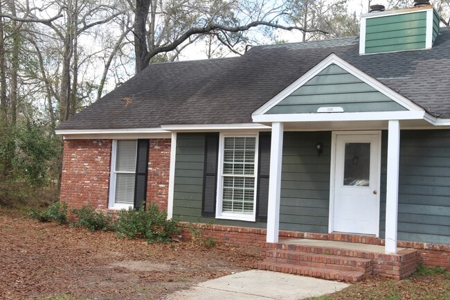 Building Photo - 2324 Jim Stokes Ct