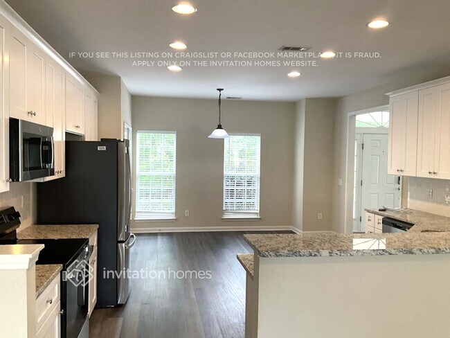 Photo - 8515 Castledown Dr