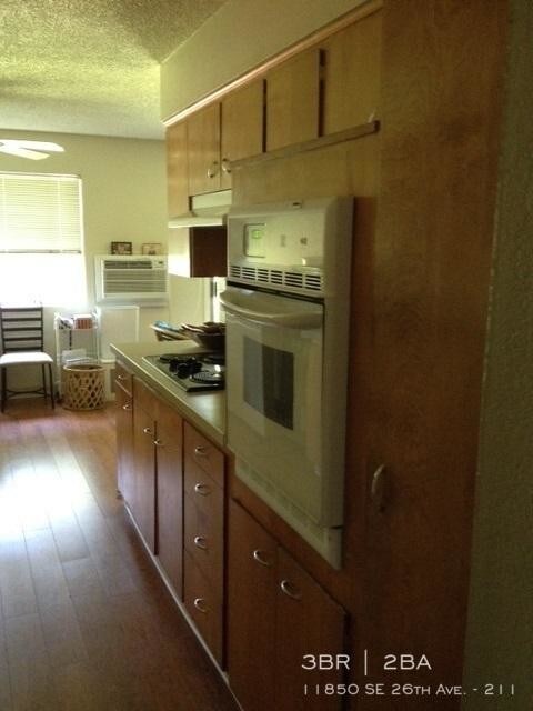 Photo - 3 bedroom in Milwaukie OR 97222