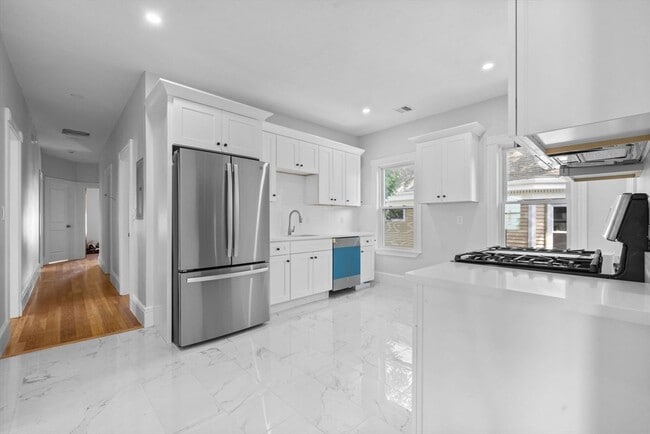 Photo - 67 Romsey St Unit 2