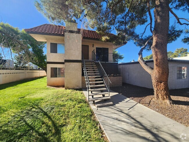 Building Photo - 2772 Eldora Cir Unit 1 Rental