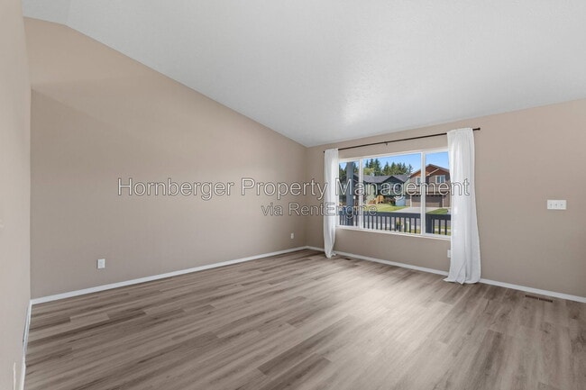 Photo - 1915 W Jay Ave