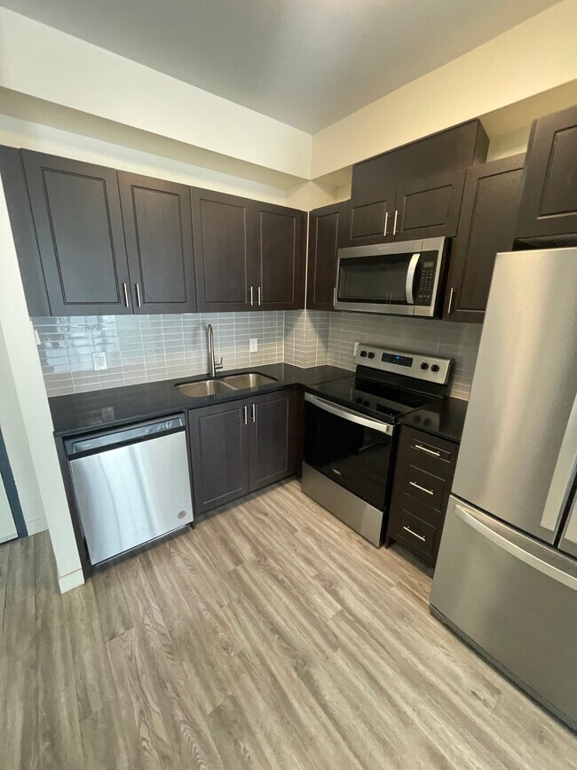 Photo - 128 King St N Unité 707