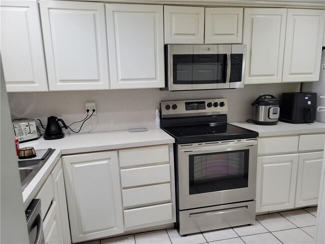 Photo - 599 NE 7th Ave