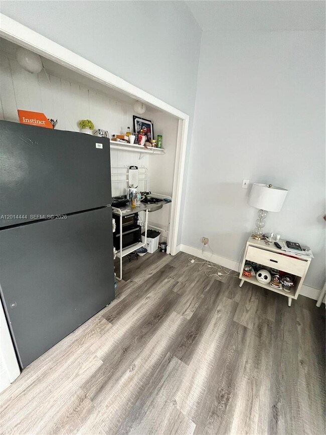 Photo - 1412 NE 17th Ct Unit 1-2