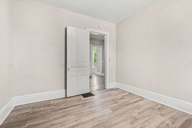 Photo - Charming 1-Bed/1-Bath Apartment – Newly Renovated!
