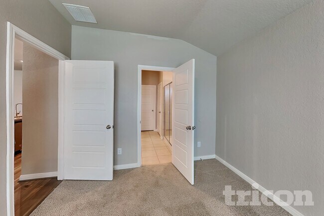Photo - 13542 Paxton Blvd