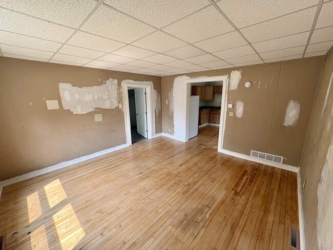 Photo - 460 Lincoln Ave