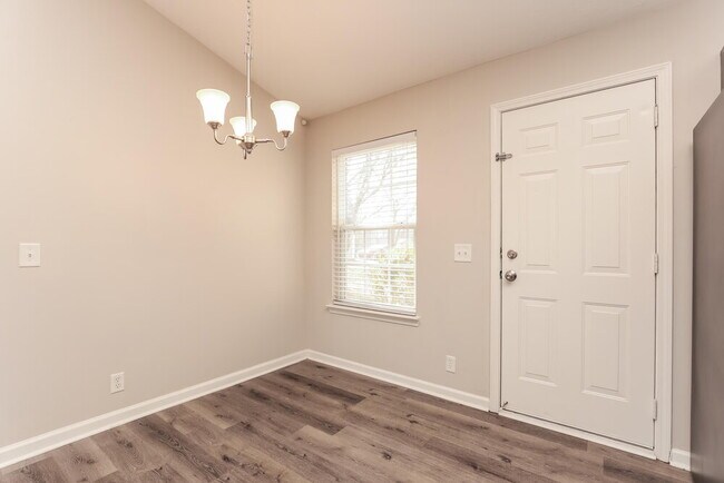 Photo - 1316 S Hampton Ct