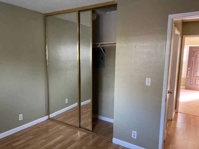 Photo - 864 Stanford Ave Unit B