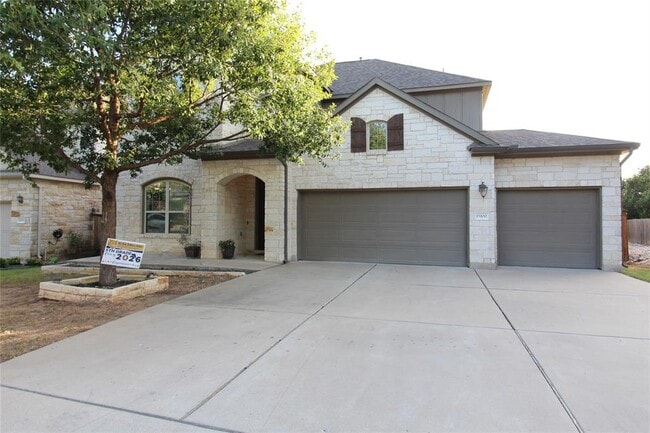 Building Photo - 15100 Iveans Way