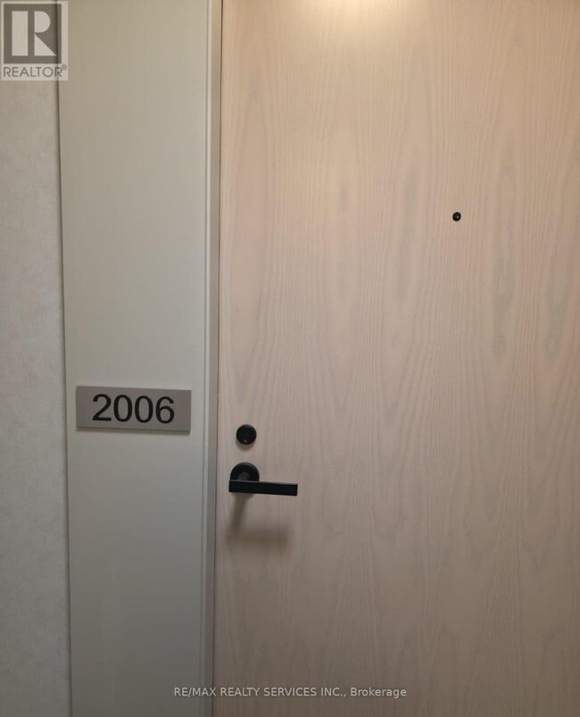 Photo - 8 Interchange Wy Unit 2006