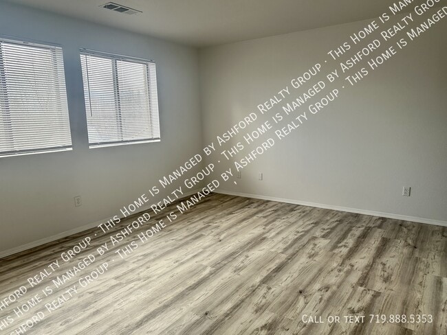 Photo - 1120 Yuma St Unit B