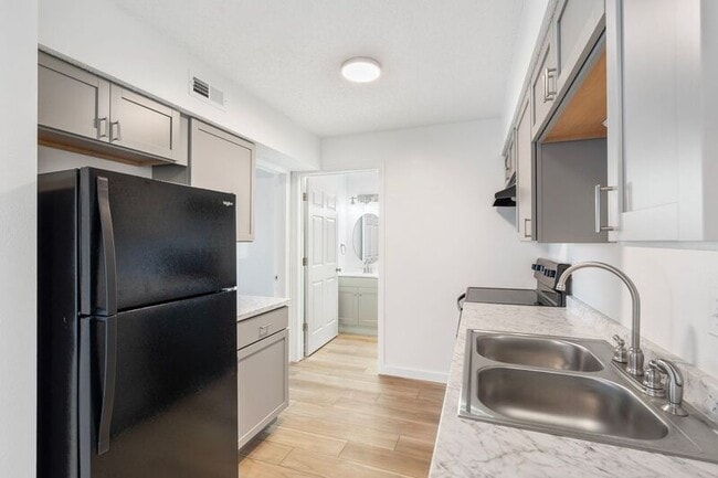 Photo - 3160 W Greenwood St Unit 60