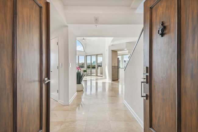 Photo - 941 Seddon Cove Way