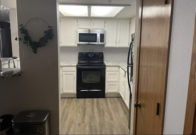 Photo - 2800 Sundown Ln Unit 307