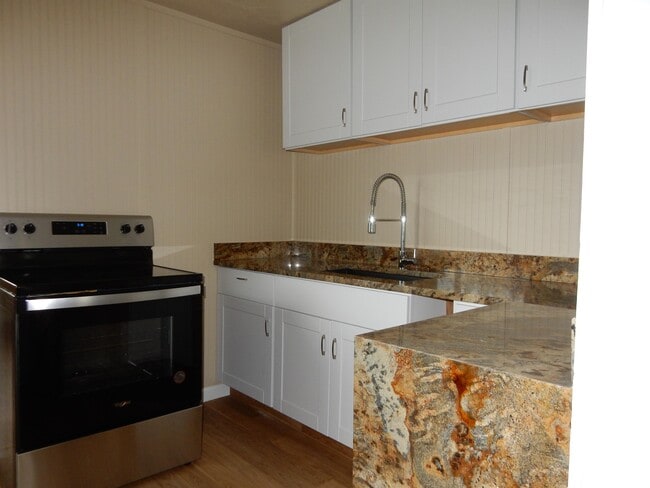 Photo - 1458 E Cleveland St