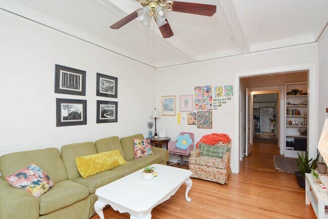 Photo - 1400 W Rosemont Ave Unidad 2