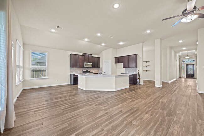 Photo - 15114 Winthrop Manor Way