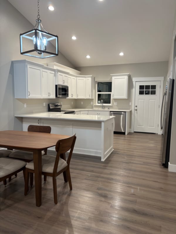 Photo - 4817 Summitview Ave