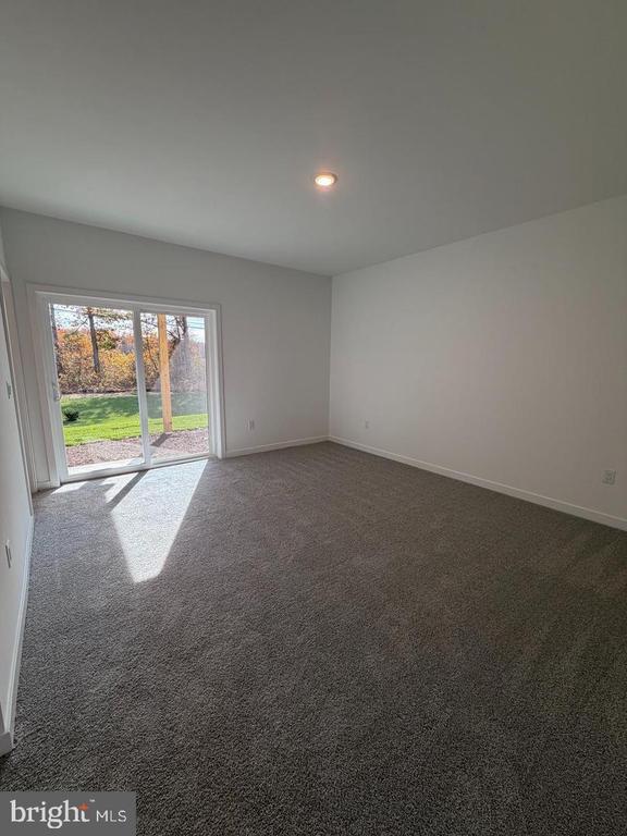 54 Silverbell Ave