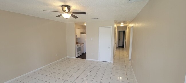 Photo - 3019 Aspin Dr Unit 3019 Aspin Dr