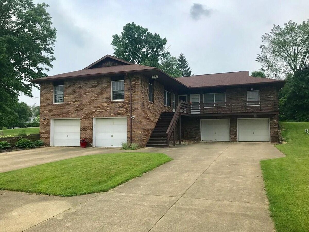 Freshly Updated! Rental House Rental in Mansfield, OH