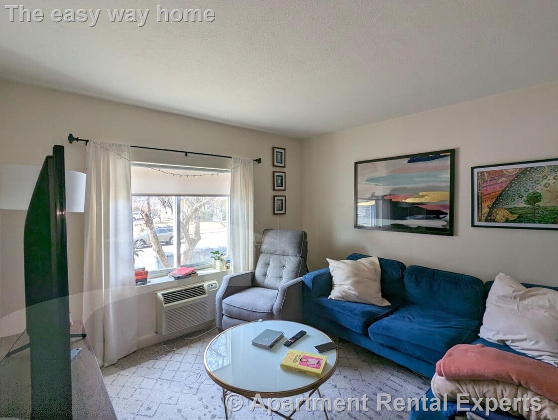 Photo - 1003 Massachusetts Ave