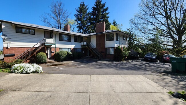 Building Photo - 2575 NW Lovejoy St Unit 31 Rental