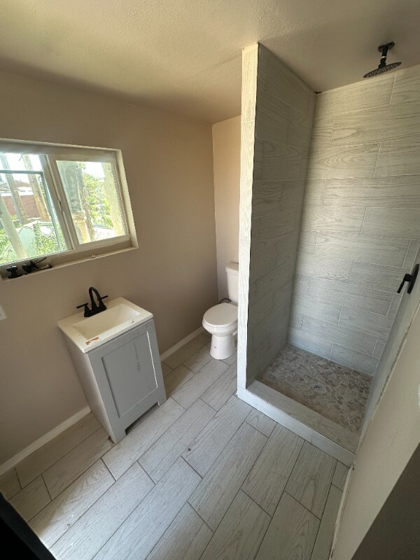 Photo - 3030 Nashville Ave Unidad REAR