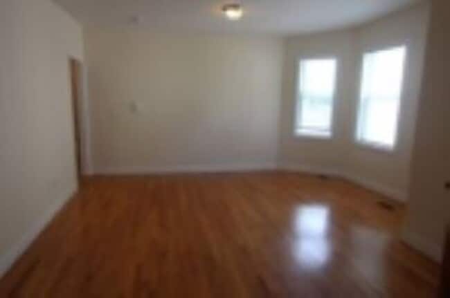 Photo - 36 Lincoln Pky Unit 2