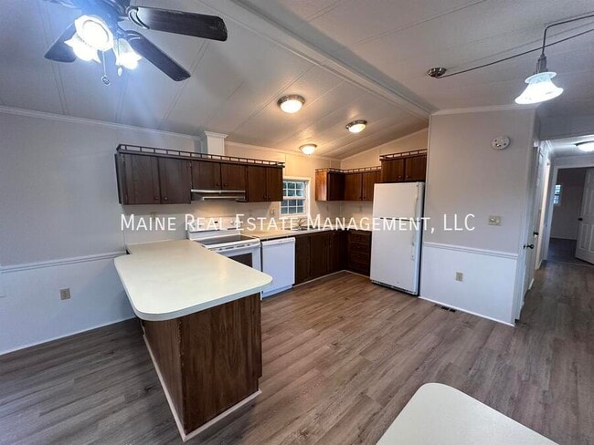 Photo - 30 Exeter Rd