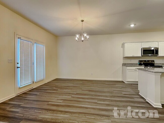 Photo - 192 Hynes St