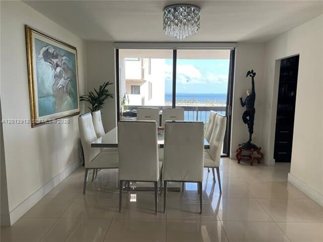 Photo - 2333 Brickell Ave Unidad 2333 Brickell Ave # 812
