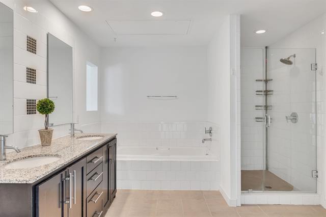 Building Photo - 2608 Museum Way Unit 3214 Rental