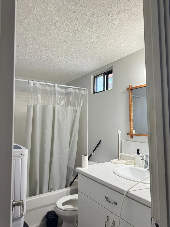 371-374 4 Ave SE Unit G