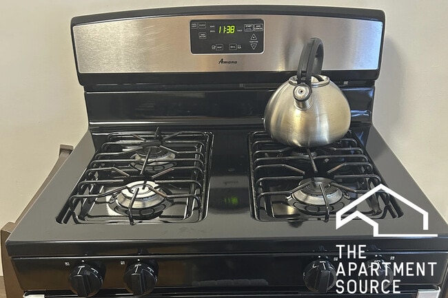 Photo - 1913 W Larchmont Ave Unit 3B