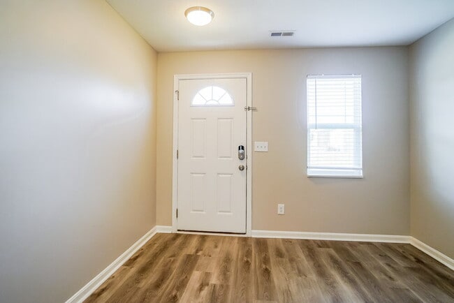 Photo - 7500 Willow Leaf Dr