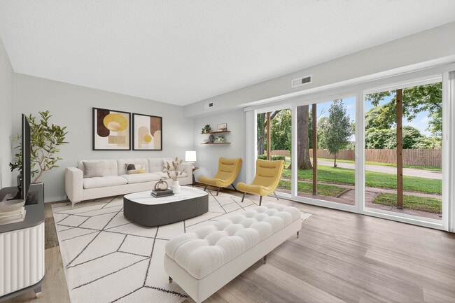 Photo - 2705 Center St Unit D