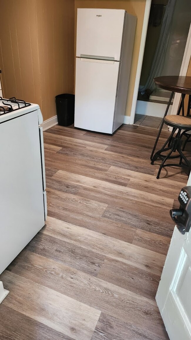 Photo - 43 Caledonia Rd Unit 6