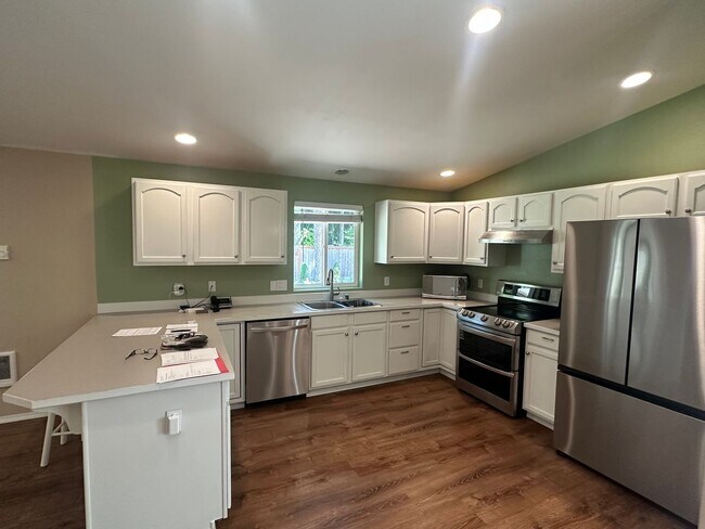 Photo - Your Private Lake Retreat Awaits in Clearwood