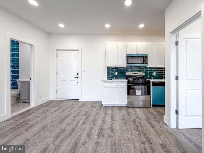 Building Photo - 30 Haddon Ave Unit 17