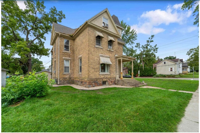 Photo - 164 S Washington St Unidad 4