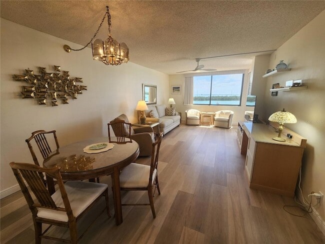 Photo - 6295 Bahia Del Mar Cir Unidad 507