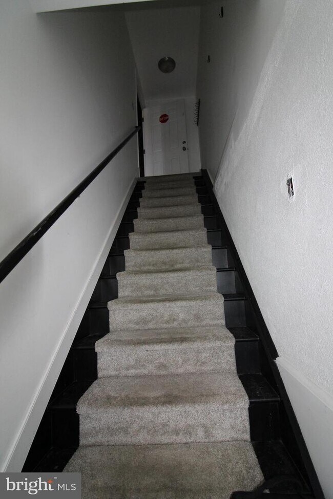 Photo - 206 Farnsworth Ave Townhome