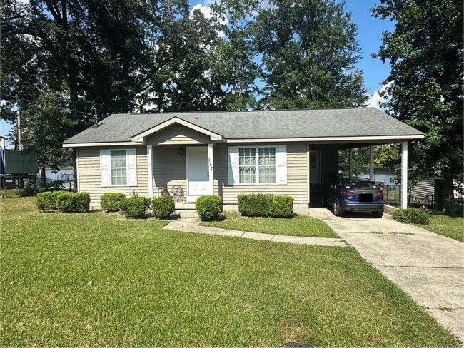 Building Photo - 157 Lakeview Dr S Rental