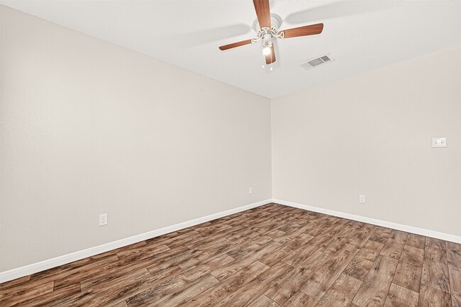 Photo - 2030 Stonework Ln