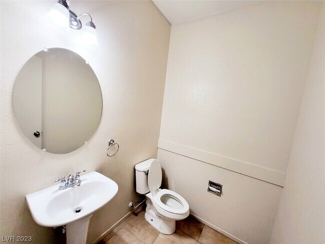 Photo - 11240 Woodland Violet Ave